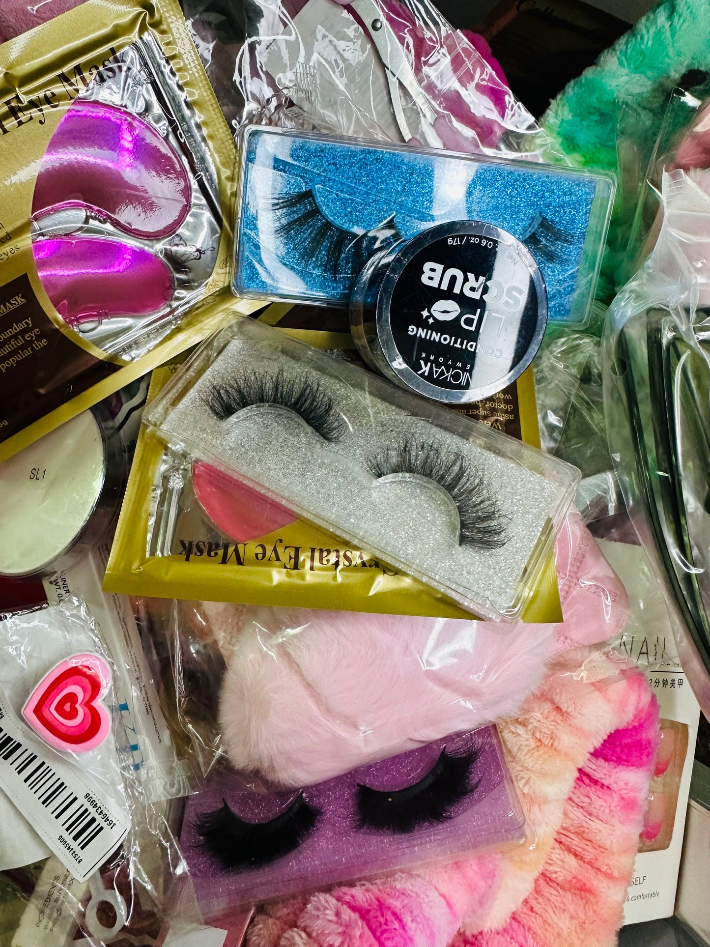 Mystery Beauty Scoop 💫